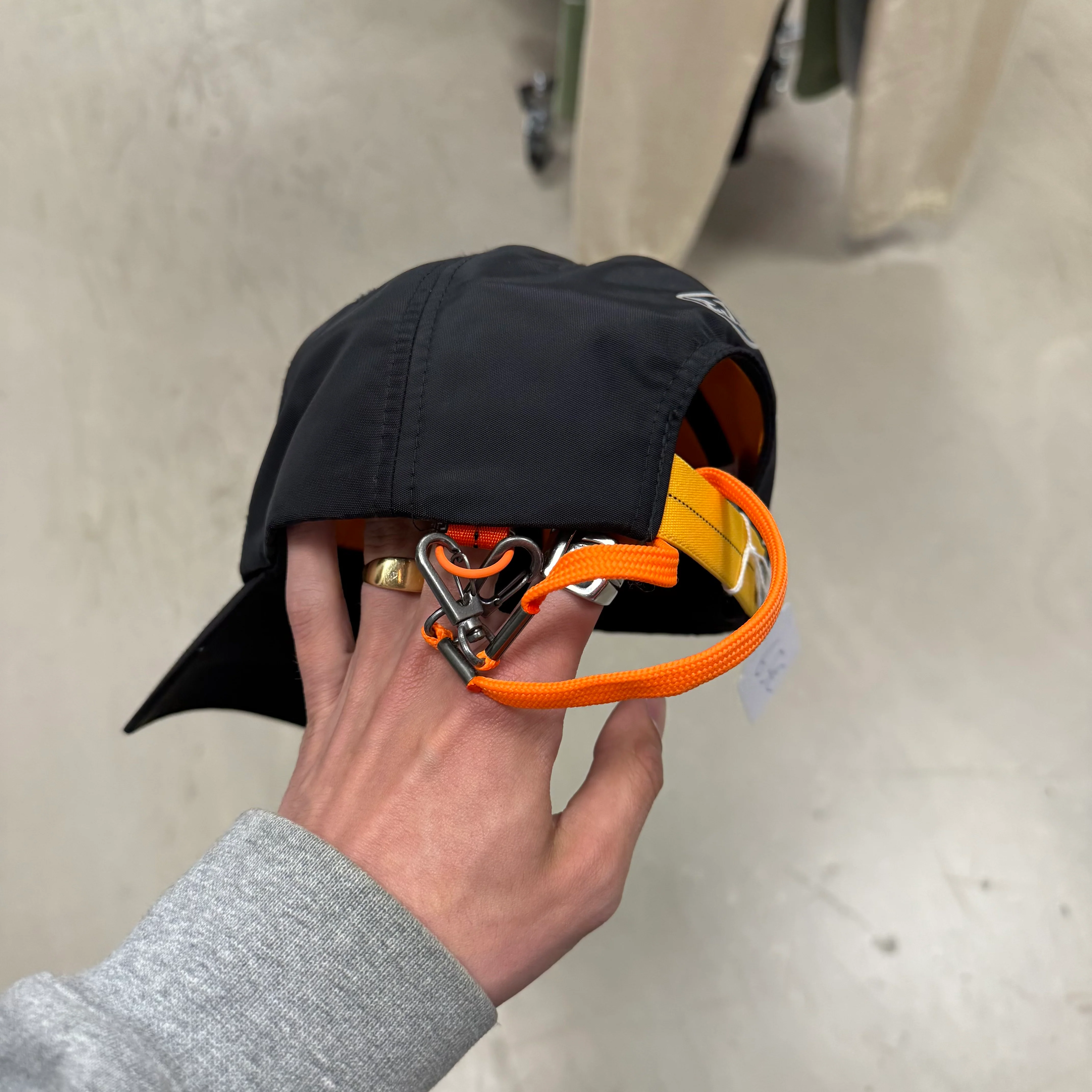 Thumb 2